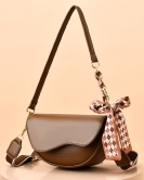 Light luxury female bag in autumn and winter fashion underarms saddle bags simple casual shoulder mesengers bag