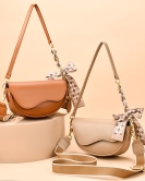 Light luxury female bag in autumn and winter fashion underarms saddle bags simple casual shoulder mesengers bag