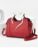 Women's hand -made bags, fashion, simple casual messenger shoulder females