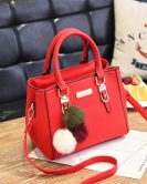 Bag women's fashionable shoulder bag double -layer large -capacity hair ball hand racks and cross women's bags