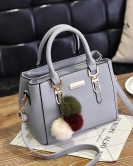 Bag women's fashionable shoulder bag double -layer large -capacity hair ball hand racks and cross women's bags