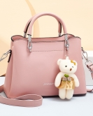 Fashionable handbag women's leisure ladies shoulder bag large -capacity soft leather multi -layer little bear pendant women's bag