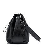 Small bag female fashion soft leather women's bag large capacity multi -layered solid color middle -aged mother bag shoulder bag