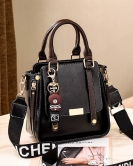 Bag women's fashion retro handbag Simple casual temperament shoulder glyph bodies