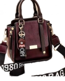 Bag women's fashion retro handbag Simple casual temperament shoulder glyph bodies