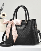 Bag women's solid color fashion woven handbag Middle -aged mothers bag shoulder mesengers bag